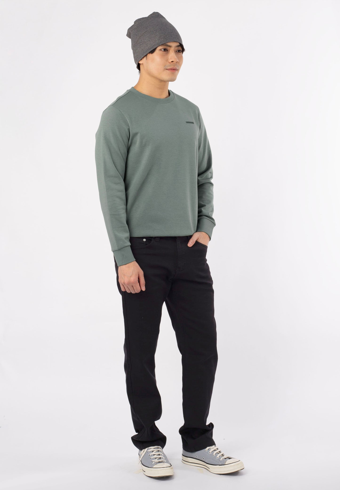 HUMMER LONG SLEEVE SWEATER H0033